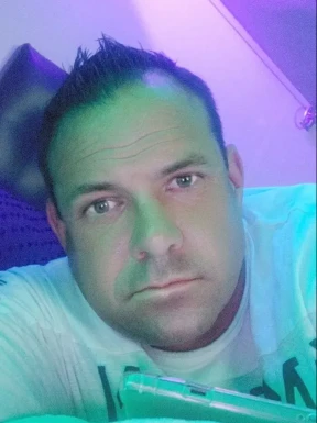 American men looking for love